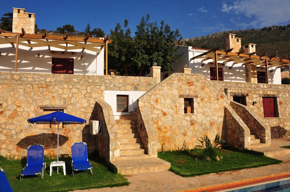 Elicriso Villa