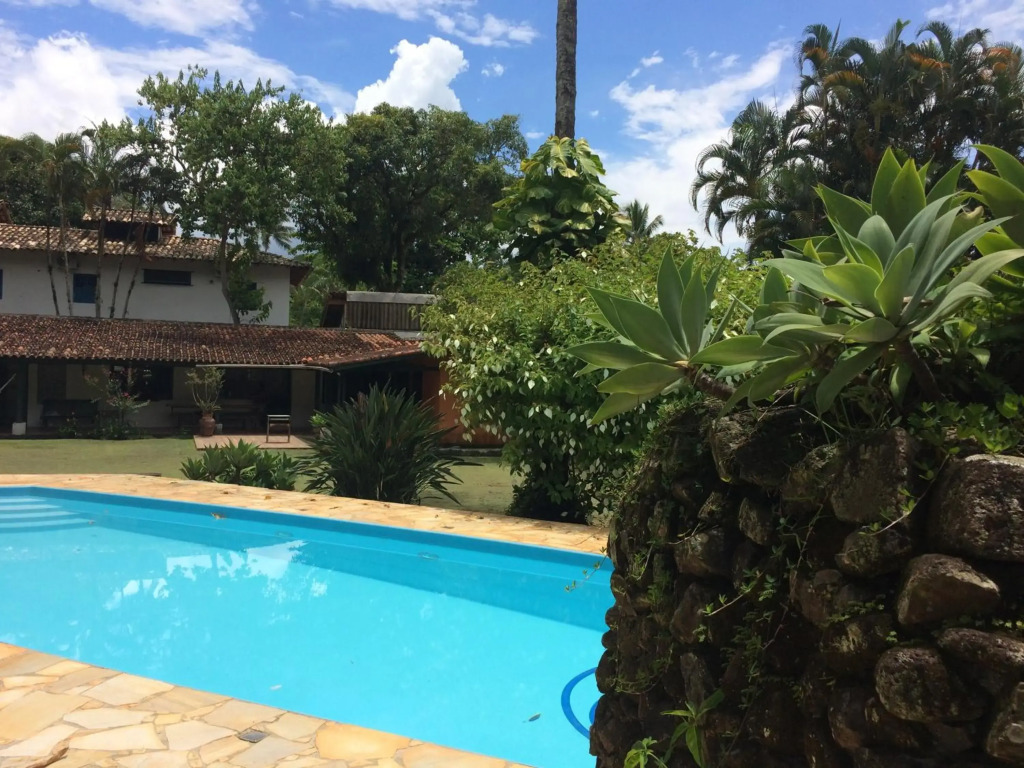 Casa Colonial Térrea no Saco da Capela em Ilhabela