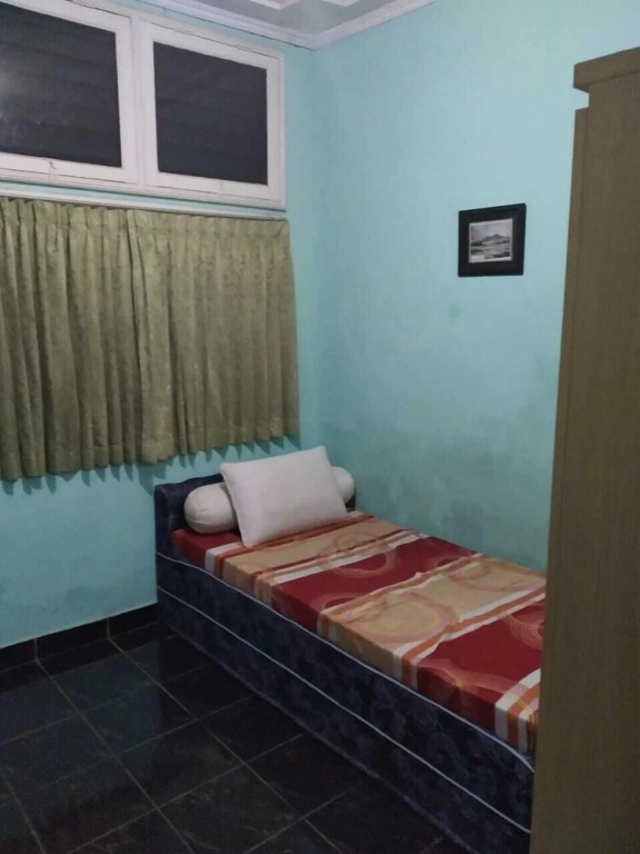OYO 2236 Wisma Kurnia Raharja