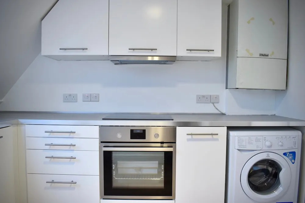 Modern Maisonette By Chalk Farm