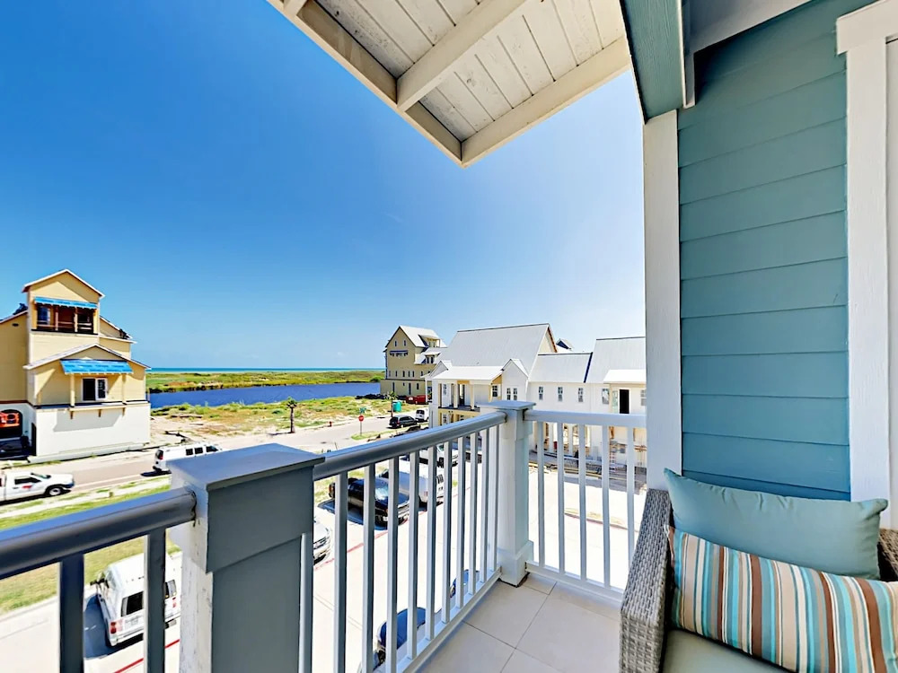 137 Palmilla Cir Condo #306 2 Bedrooms 2 Bathrooms Condo