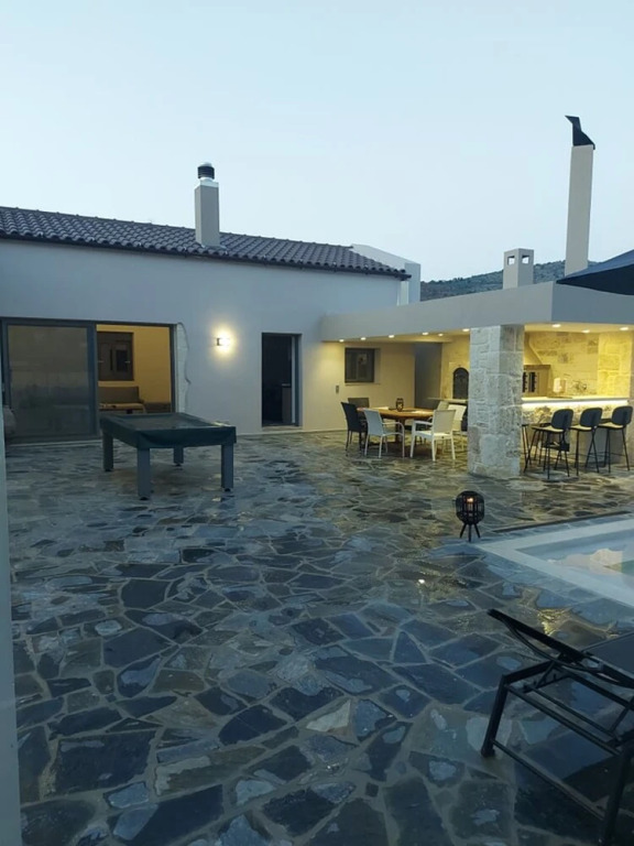 Villa Arhontiki