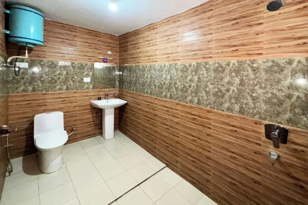 Varuni Gd Hotel Mcleodganj