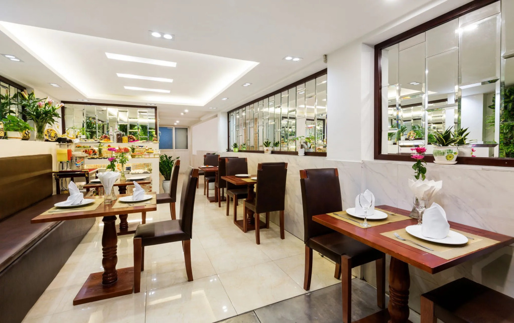 S Central Hotel & Spa