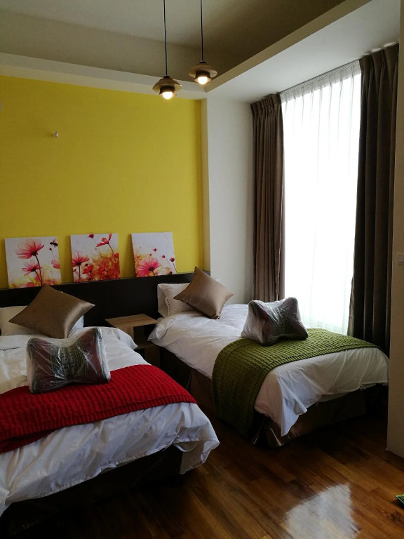 198 Red Hat B&B