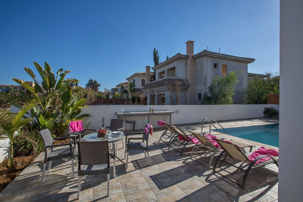 Cyprus Villa Pearl 15 Gold