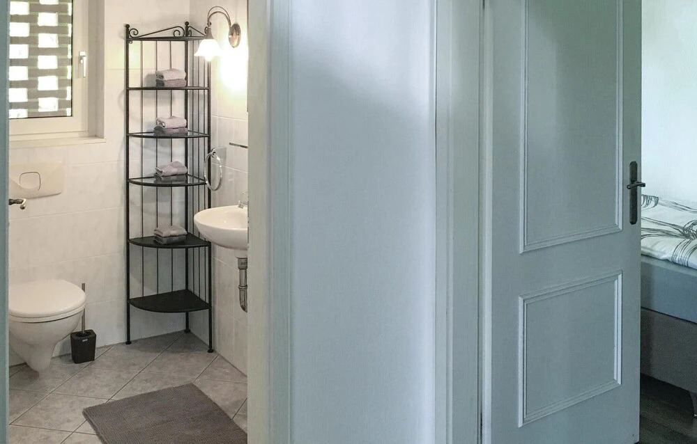 Stunning Home in Bad Saarow With 4 Bedrooms and Wifi