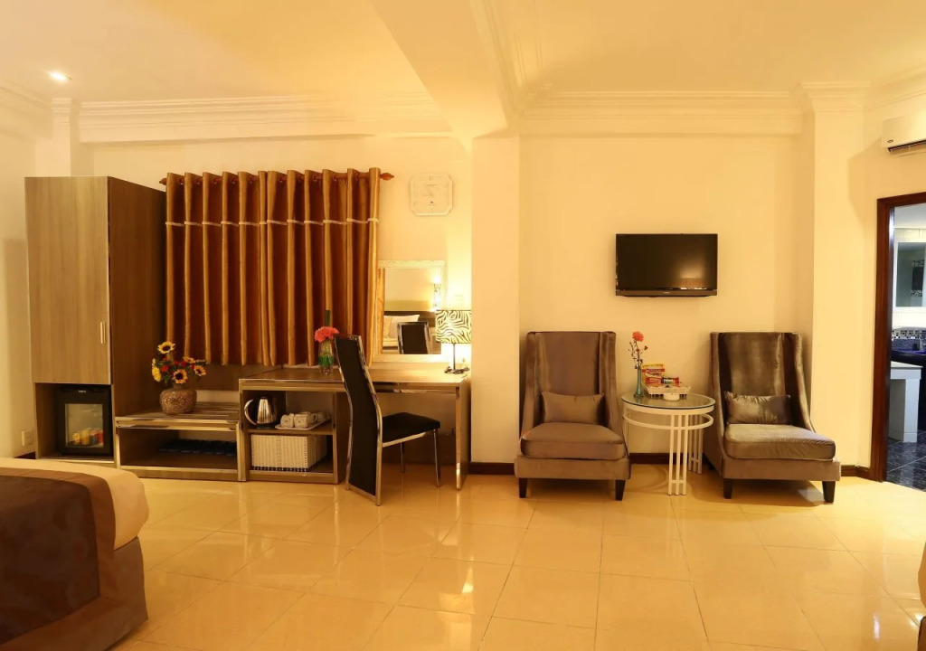 A25 Hotel - 14 Pho Duc Chinh