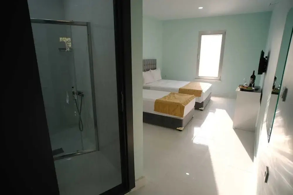 FOREST BLUE BEACH OTEL