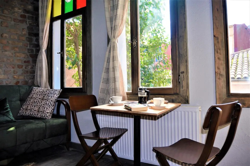 Rooftop Balat Rooms and Apartments Vodina