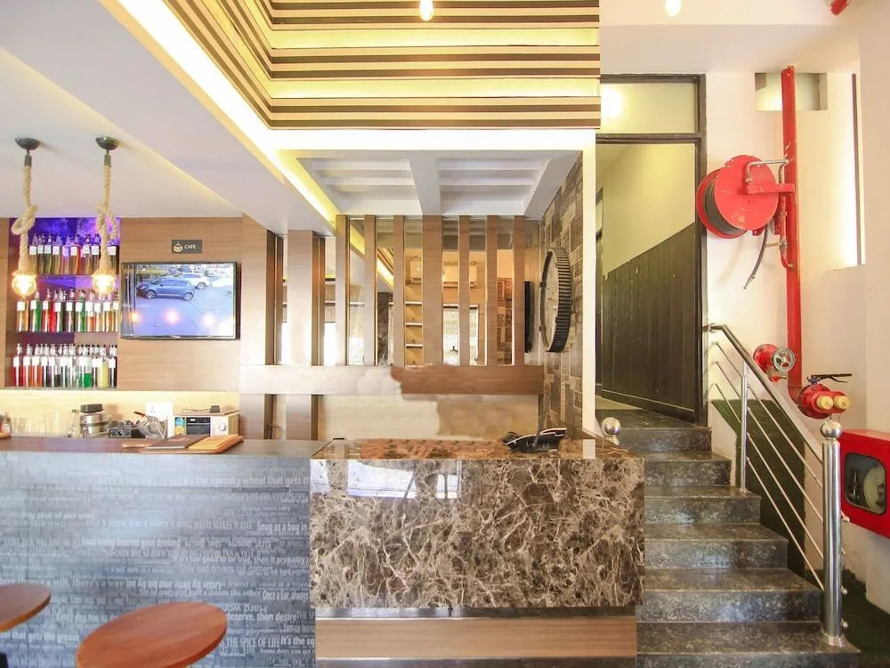 Hotel Royal Inn