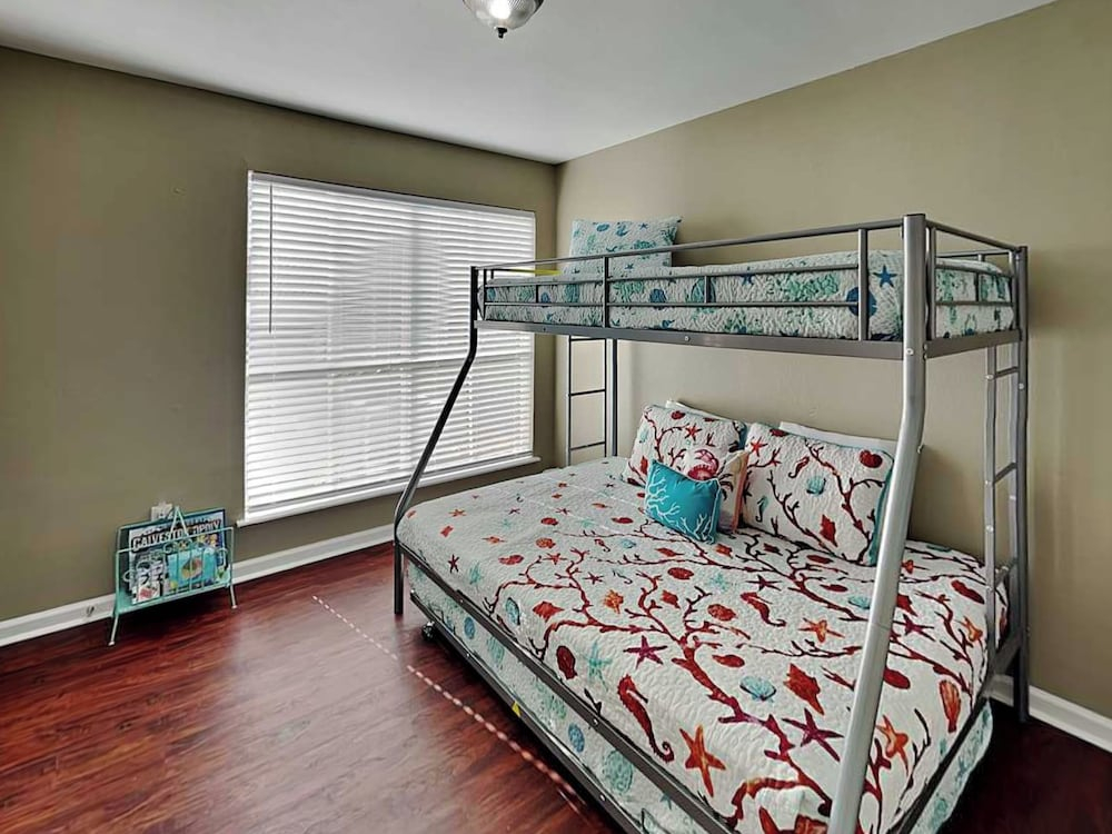 Babe's Place by Ryson Vacation Rentals