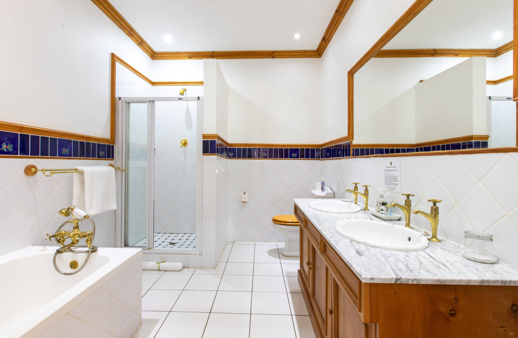 Evergreen Manor and Spa
