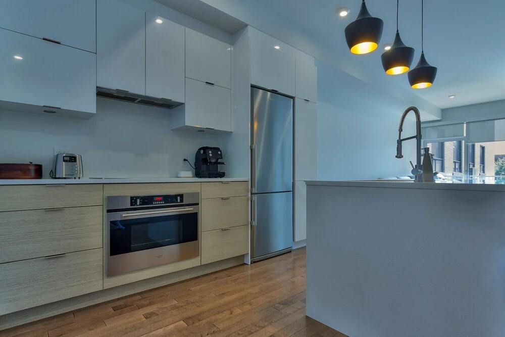 Modern 2BR Condo in Montrea by Namastay