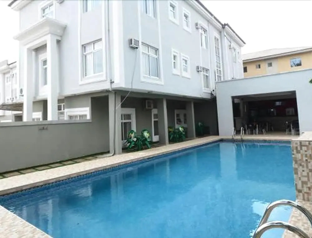 Prenox Hotel and Suites