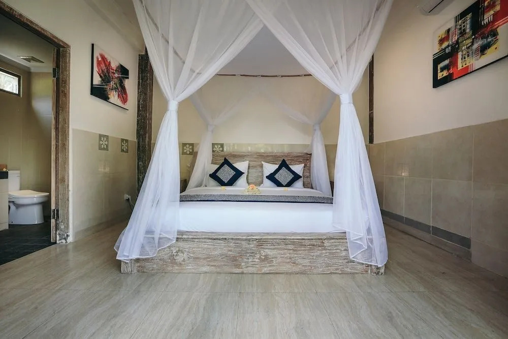 Ubud Glassy Villa by Pramana Villas