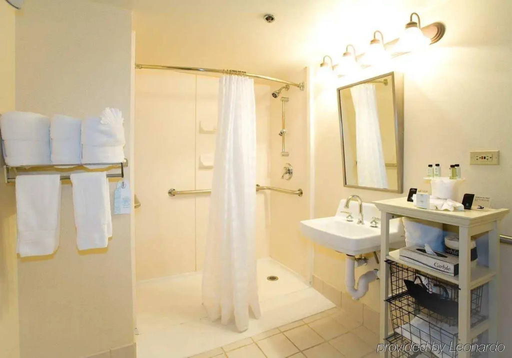 Embassy Suites by Hilton Chicago Schaumburg Woodfield