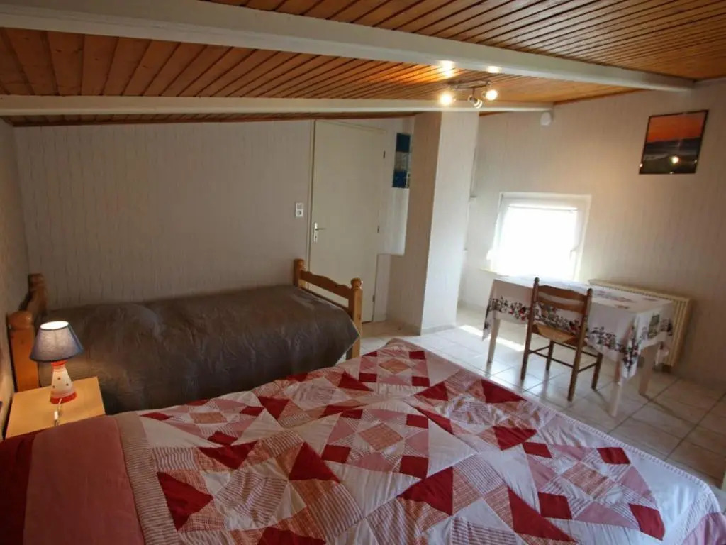 Gîte familial aux Vosges avec jeux pour enfants, à proximité de la nature et activités sportives - FR-1-589-111