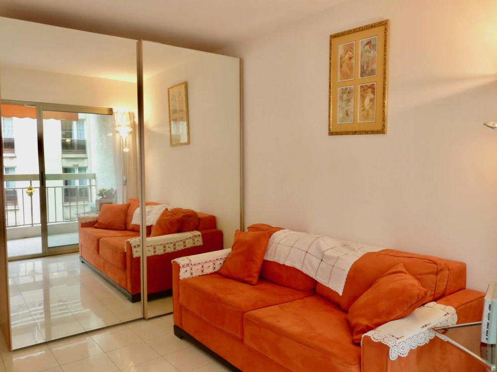 One Bedroom Apartment in the Center of Cannes Next to the Carlton a few Meters From the Croisette - 367