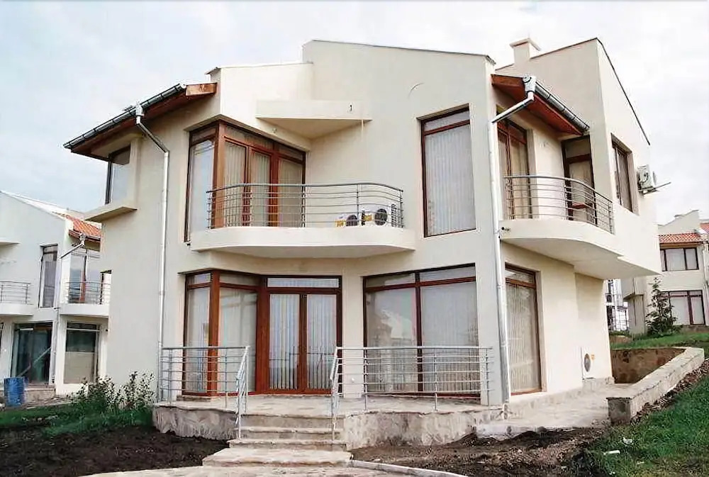 Almond Hill Villas