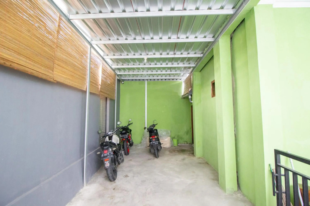 Halona Residence near Pakuwon Mall Jogja Mitra RedDoorz