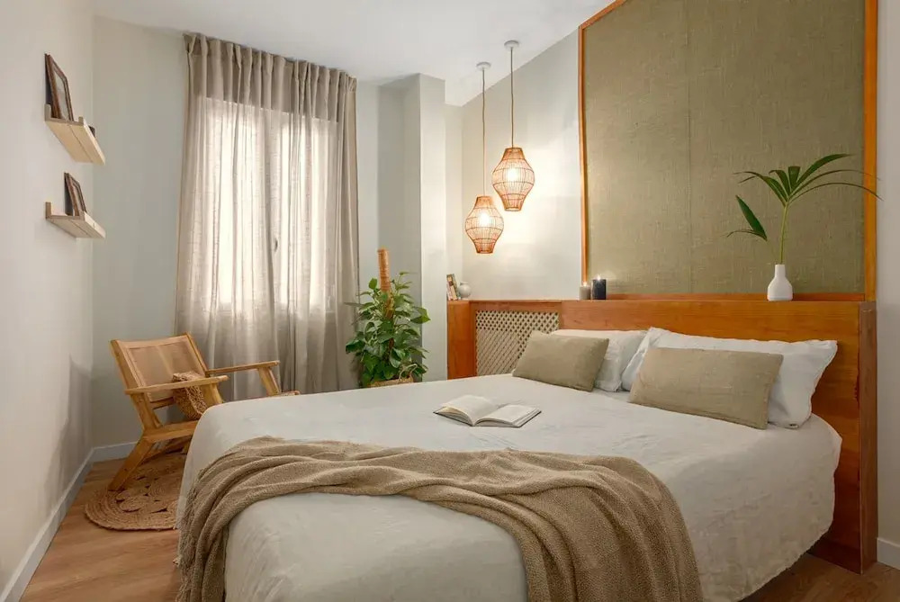 Iruela - 3 Bedrooms and Office in Trafalgar