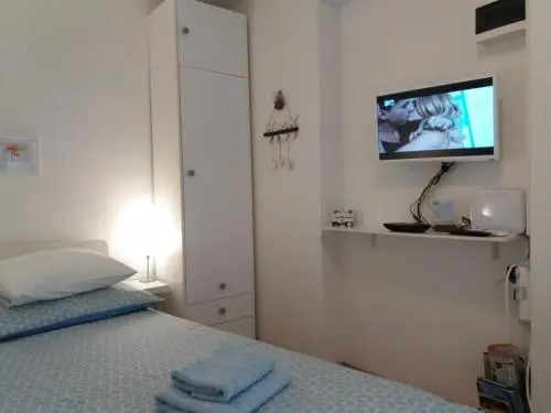 Assi Room