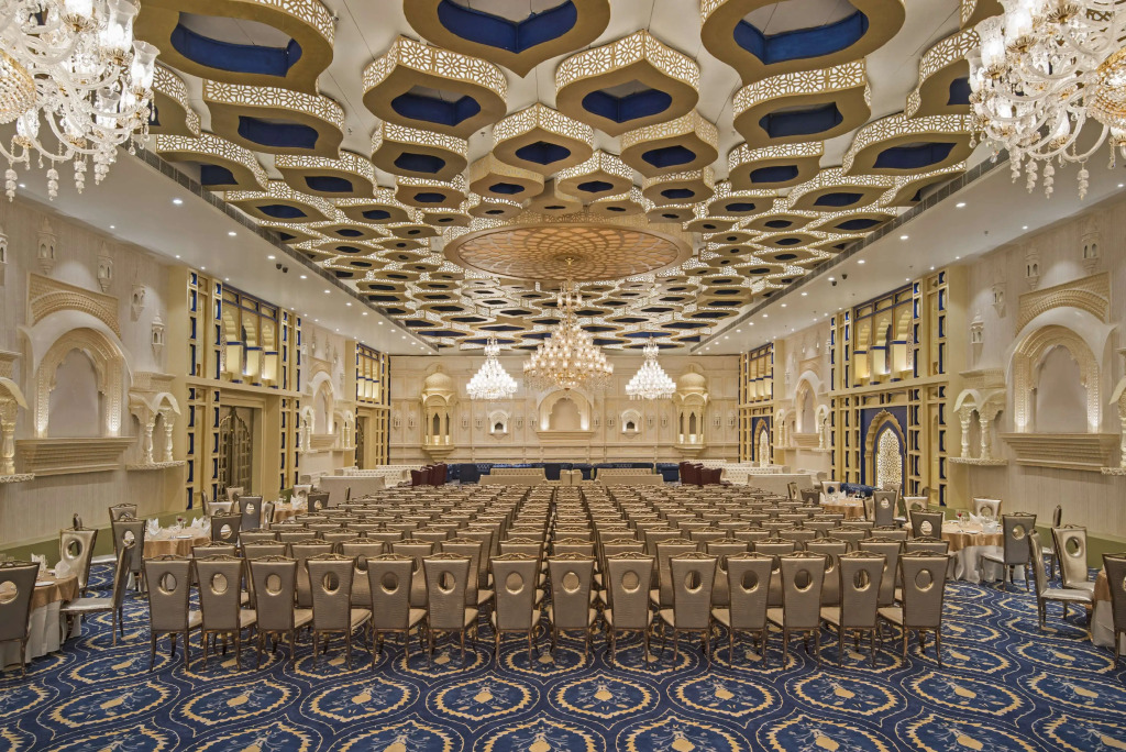 Radisson Blu Udaipur Palace Resort & Spa