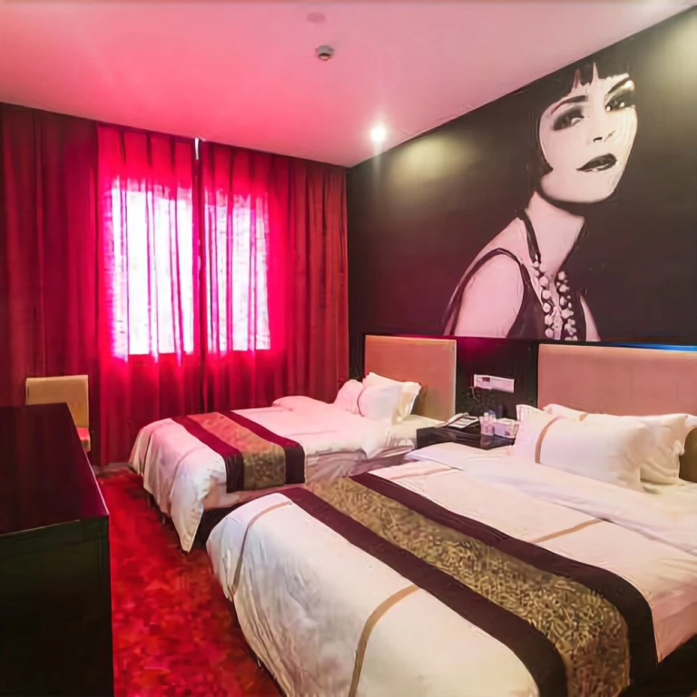 A8 Boutique Theme Hotel