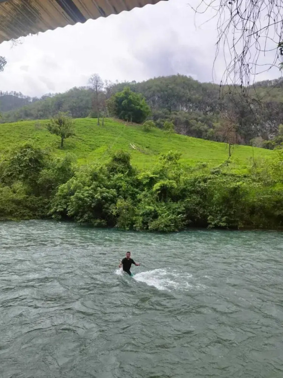 Yaxlik River Lodge