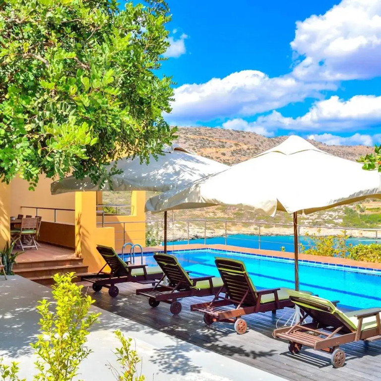 Chloe Seafront Villa