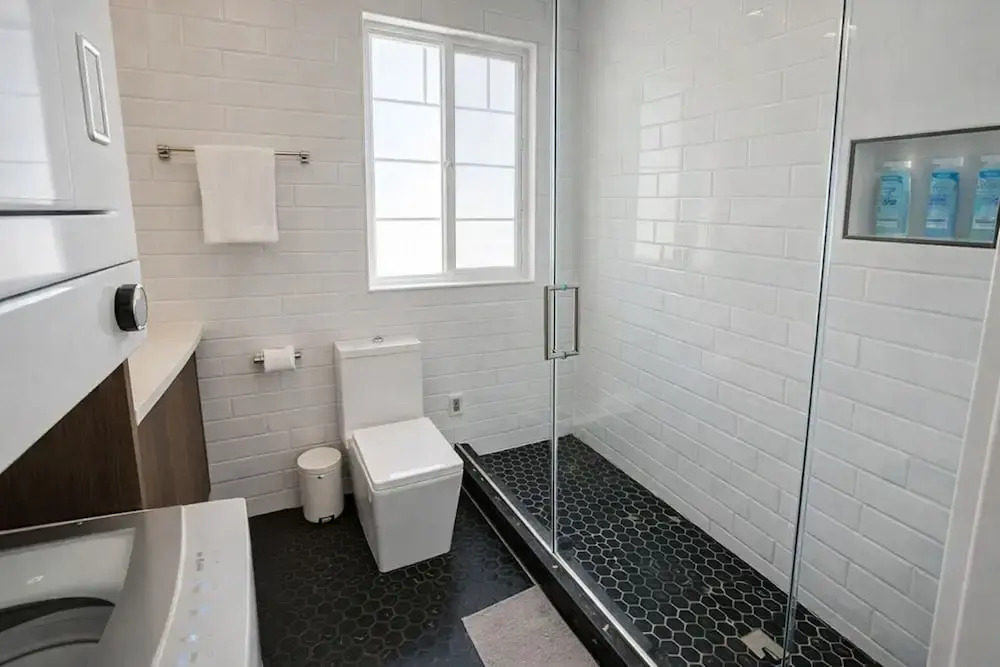 Charming Miami Beach 1BR Just a Block to