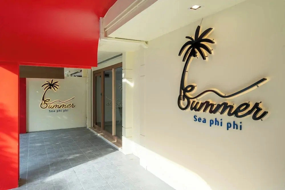 Summer Sea Phi Phi Island