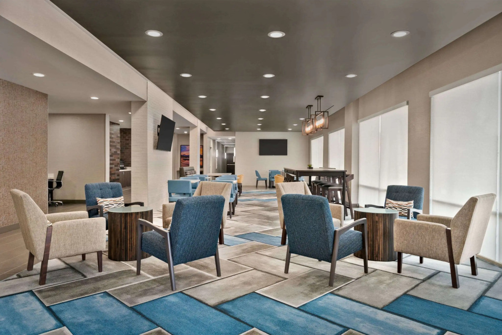 La Quinta Inn & Suites by Wyndham San Bernardino