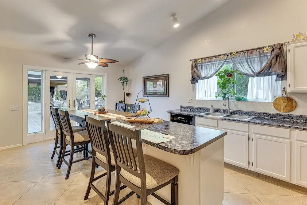 Desert Oasis Ranch-Style Mesa Home, Hiking/Tubing