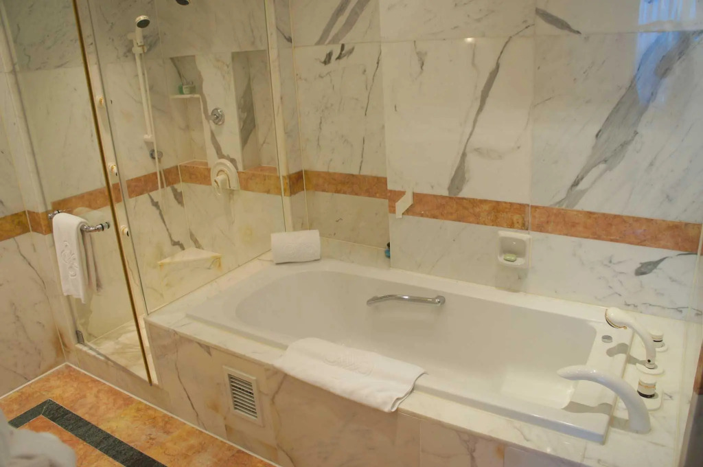 Hanoi Daewoo Hotel