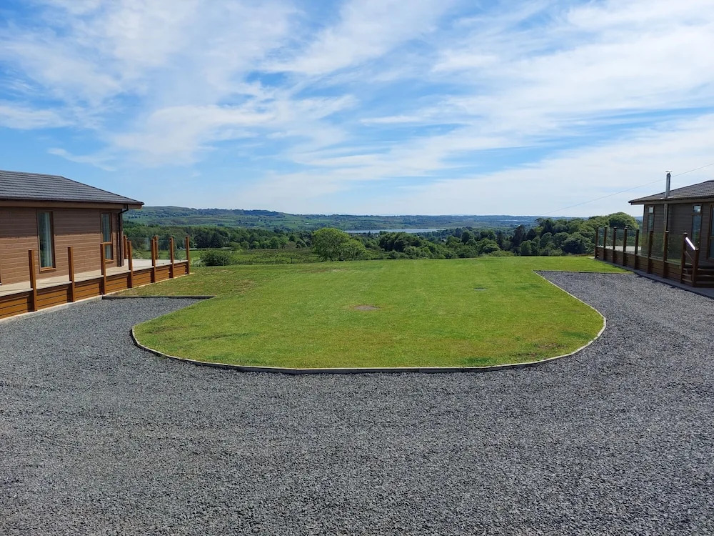 2 Bedroom Sleeps 4 Lodge-Smart Tv-Hot tub-Dogs Ok