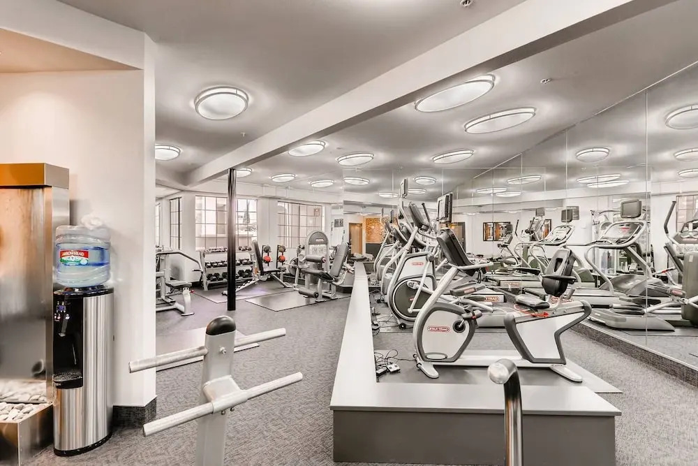 Awesome Beverly Hills A+ Penthouse Unit Across From Cedars Sinai! (BW-5)