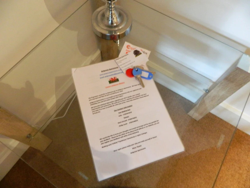 Ashgrove Court Penthouse's by Cardiff Holiday Homes