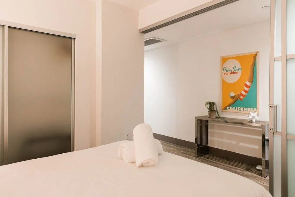 Amazing and Cozy 2 Bdrm Dtla