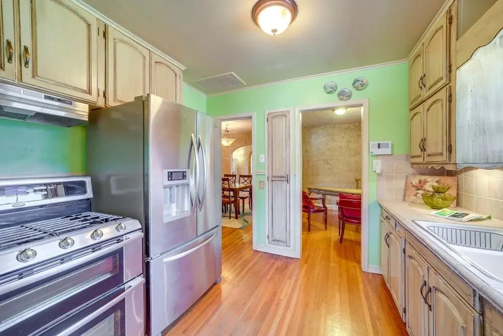 Charming Tusla Home ~ Half-mi to Expo Square!