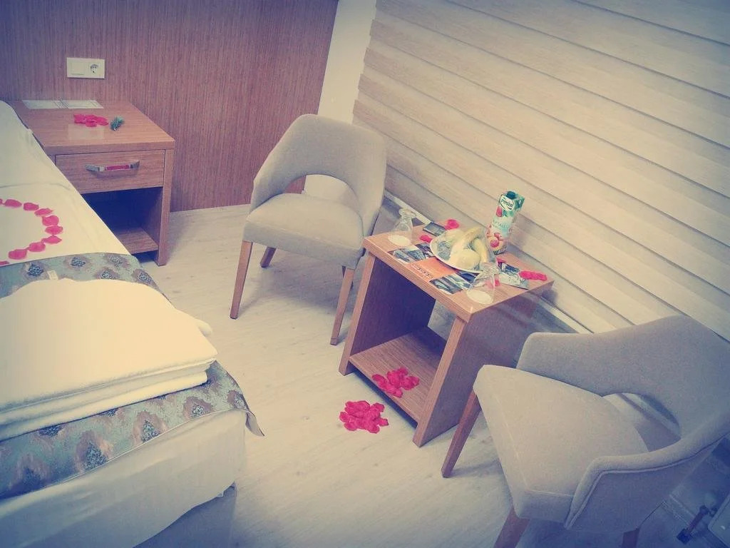 Umur Hotel
