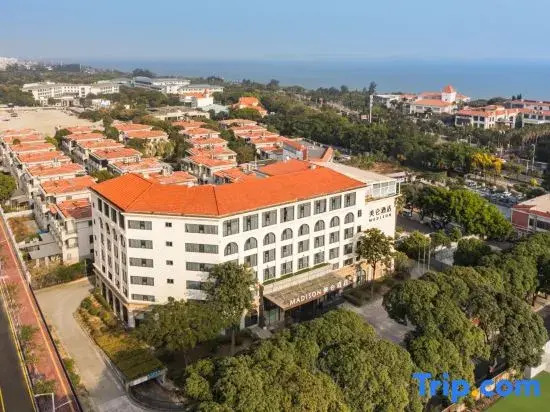 Madison Hotel (Huangcuo Beach Branch)