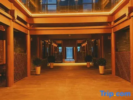 WuChibao City Hotel
