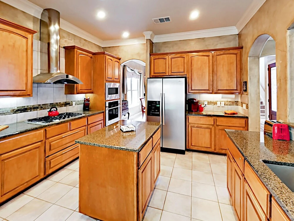 8413 Leander - 4 Br Home