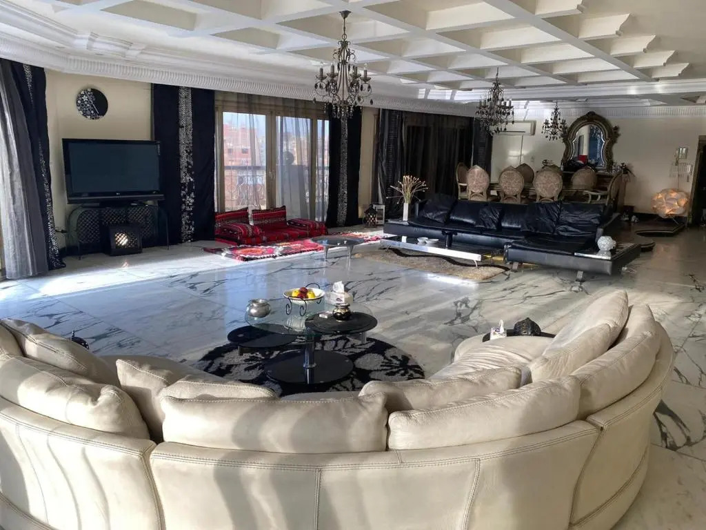 Diamond Cairo apartment 4 Bed Rooms