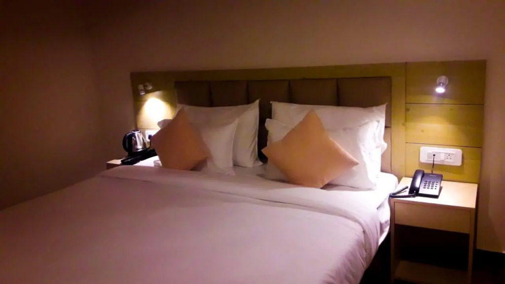 TVD Hotel Polaris Gangtok Near MG Marg