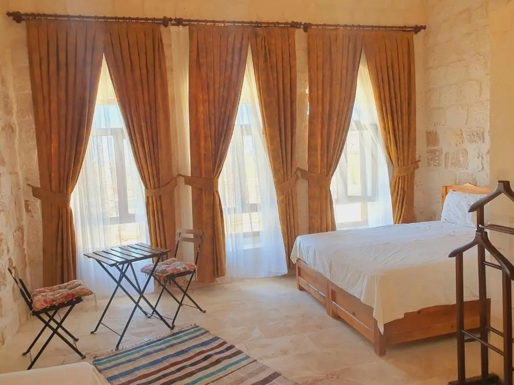 Mons Masius Hotel Teras