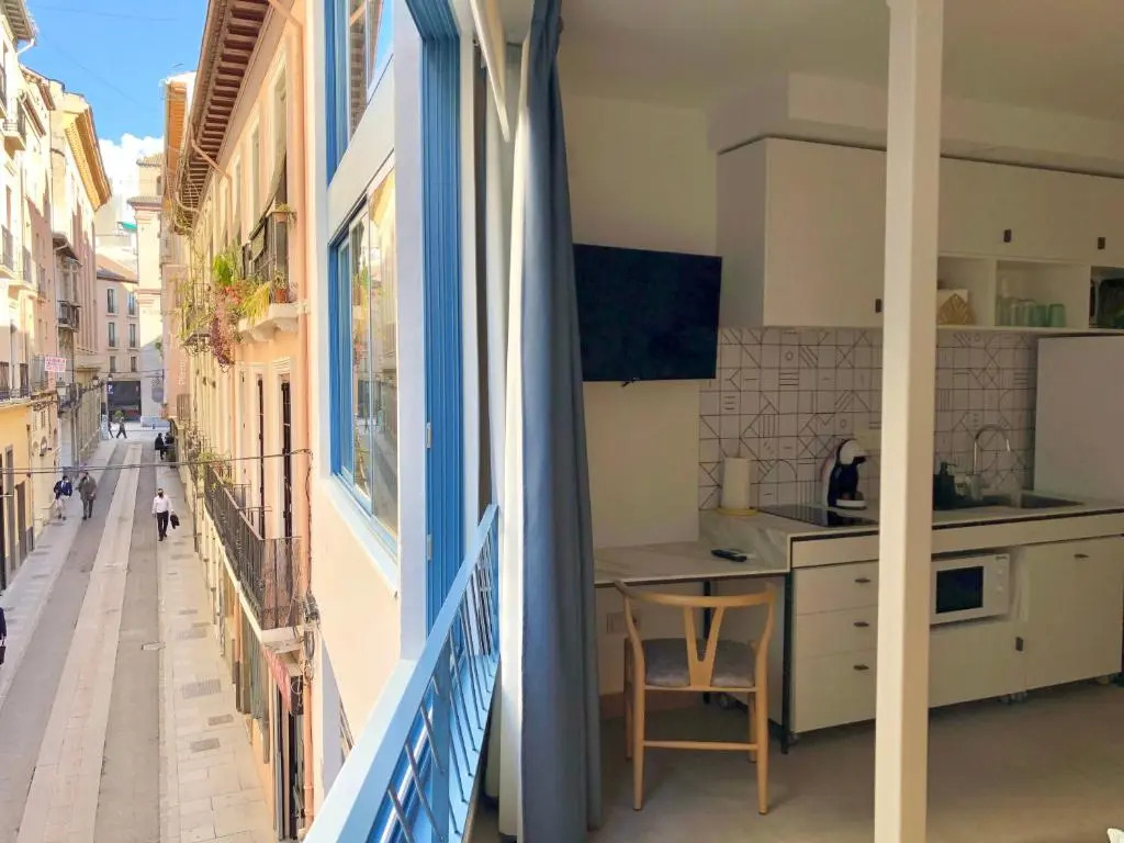 ChezmoiHomes PATIO de LUZ - Stylish apartments in Párraga 13