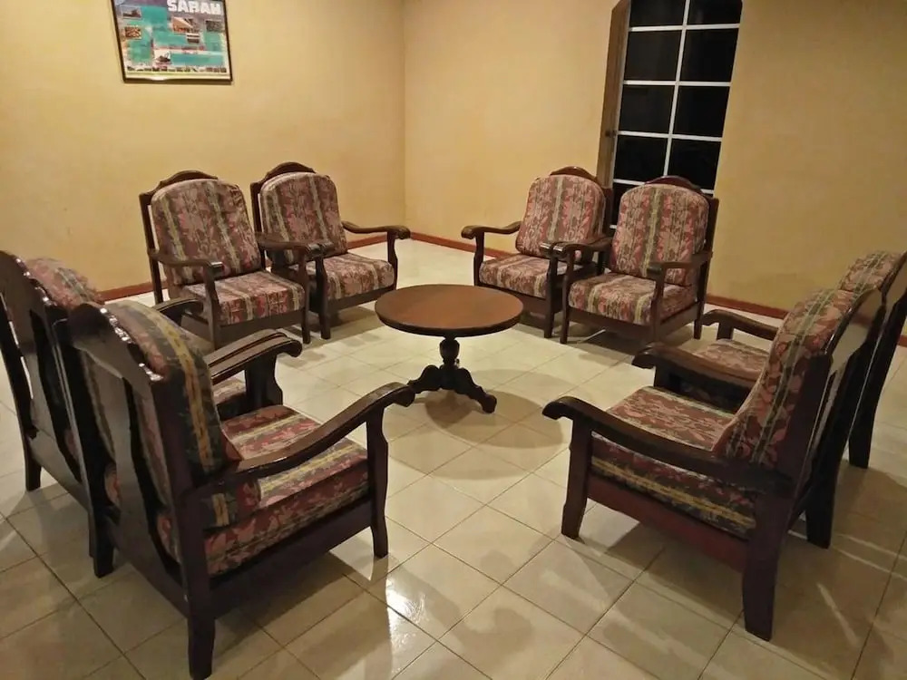 Golden Palms Hotel